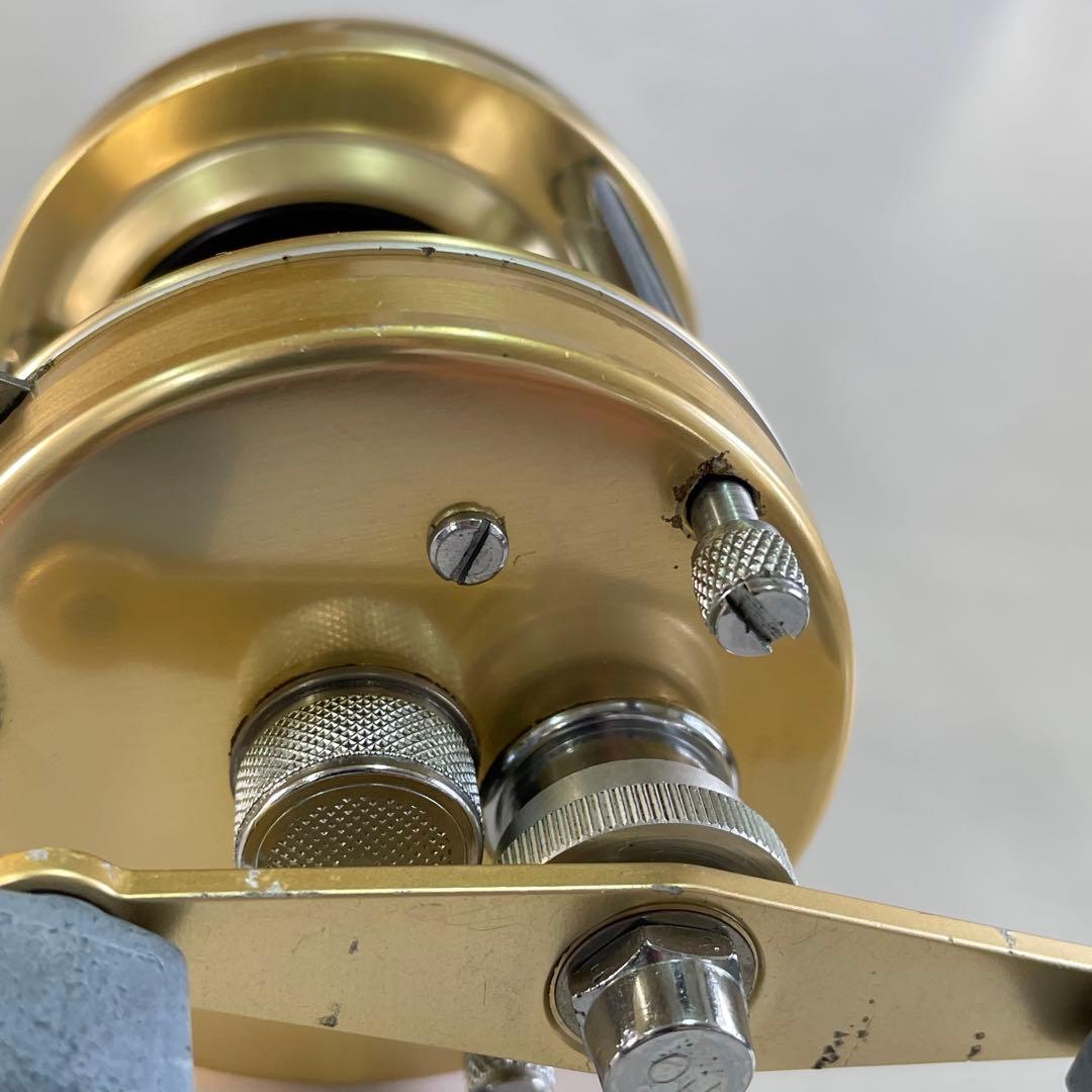 74年 ABU AMBASSADEUR 5000D シャンパン #741100