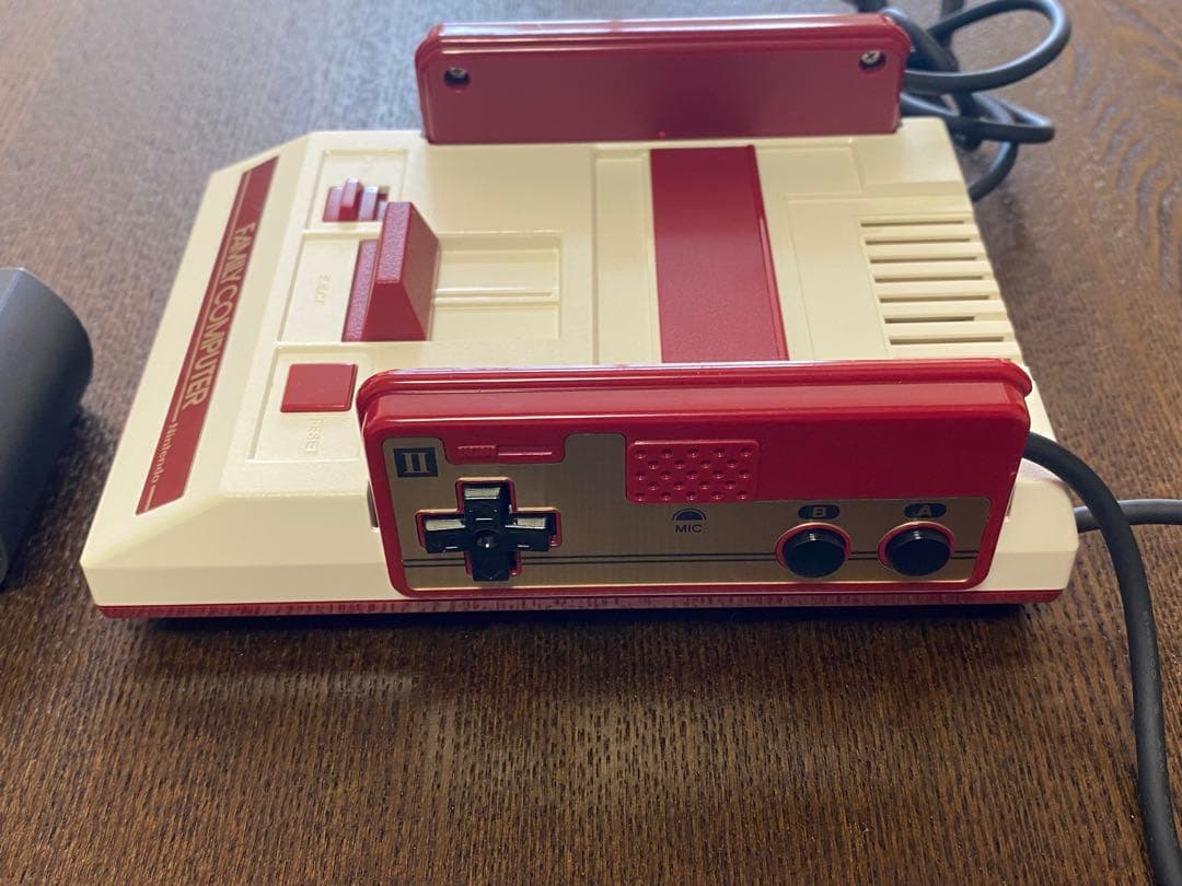Nintendo ニンテンドークラシックミニ ファミリーコンピュータ 美品