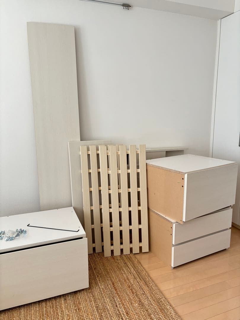 【東京都港区引取り限定】ニトリすのこシングルベッドフレーム　コンセント・ライト付