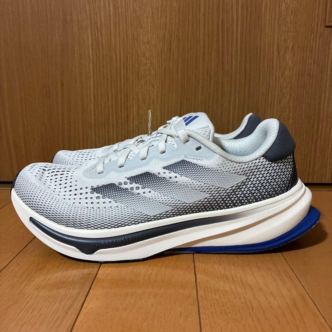 アディダス ランニングシューズ　スーパーノヴァ ライズ　　　　ID3584