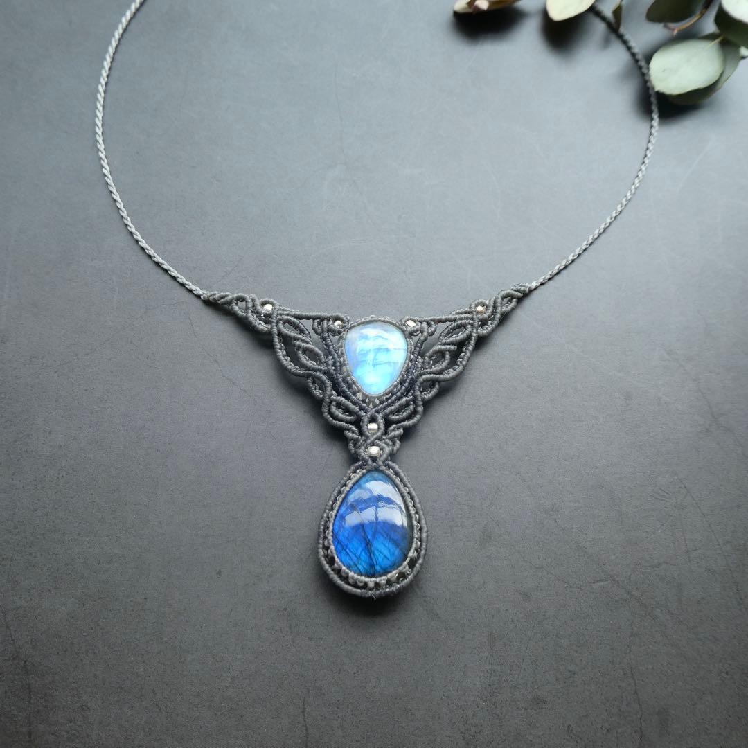 ラブラドライト・ムーンストーンのマクラメネックレス