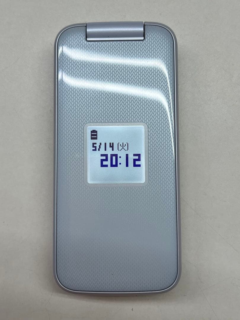 W6B601◆ らくらくホン SIM解除済み F-01M ガラケー 携帯電話