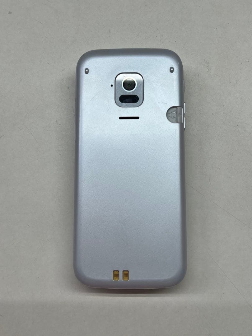 W6B601◆ らくらくホン SIM解除済み F-01M ガラケー 携帯電話