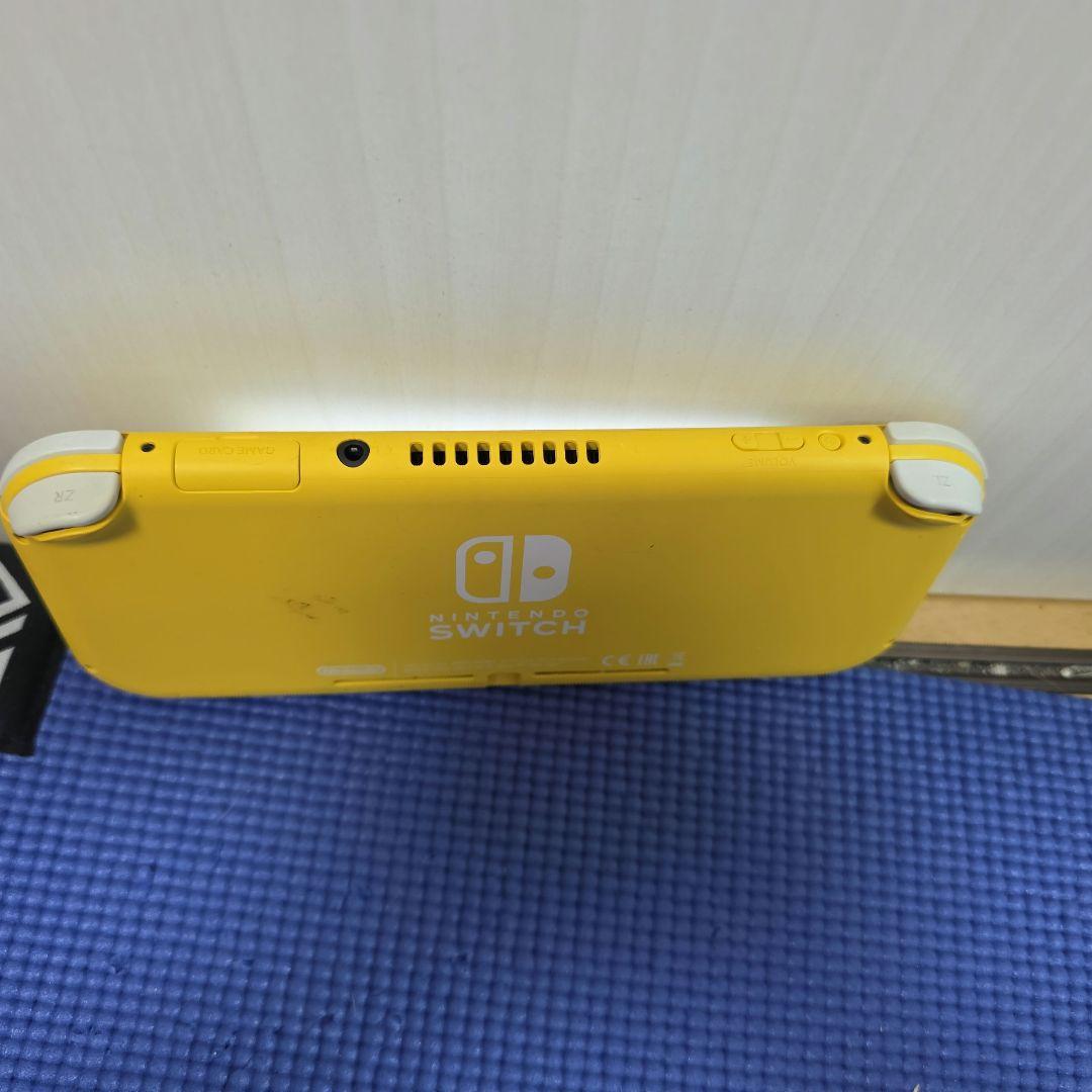 Switch Lite イエロー　充電器付き