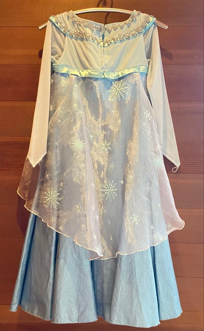 【最終値下げ】エルサ ドレス 120 ビビディバビディブティック