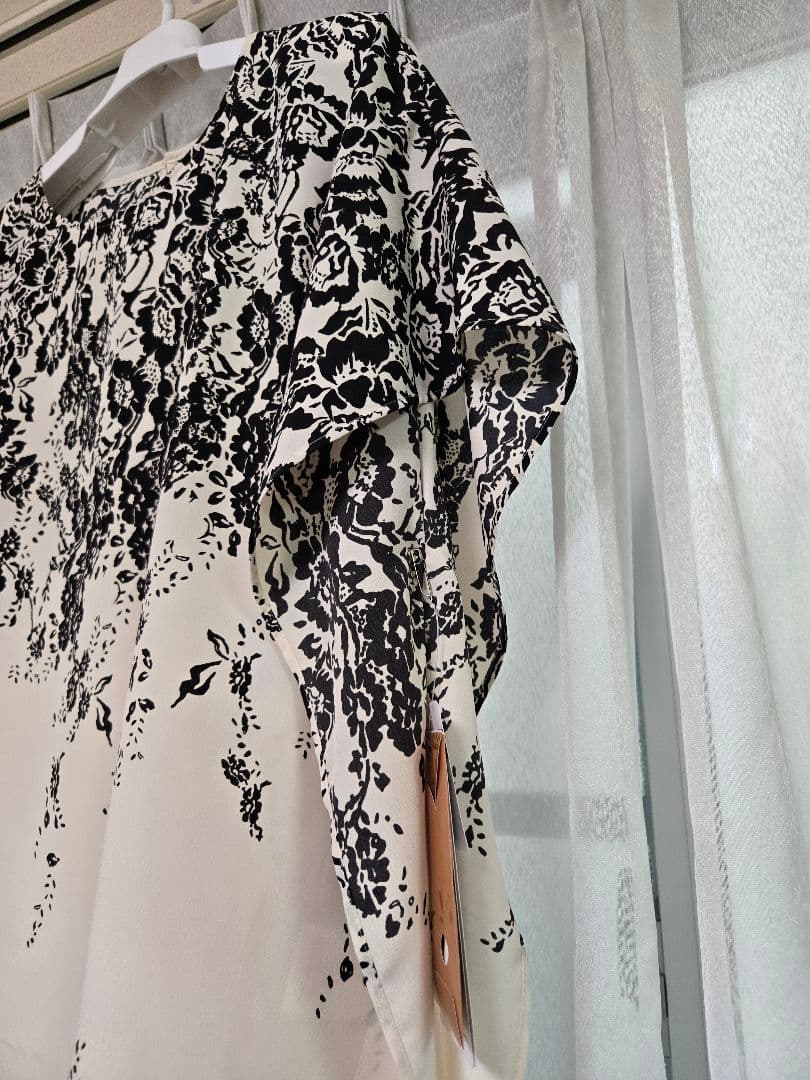 花柄　半袖　チュニック　13号+　LL