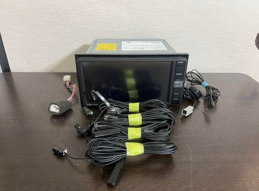 DAIHATSU NMZK-W650 カーナビ　動作確認済　良好作動品