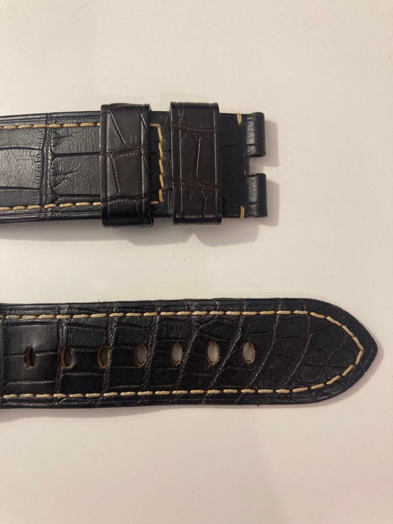 パネライ アリゲーターストラップ　ダークブラウン