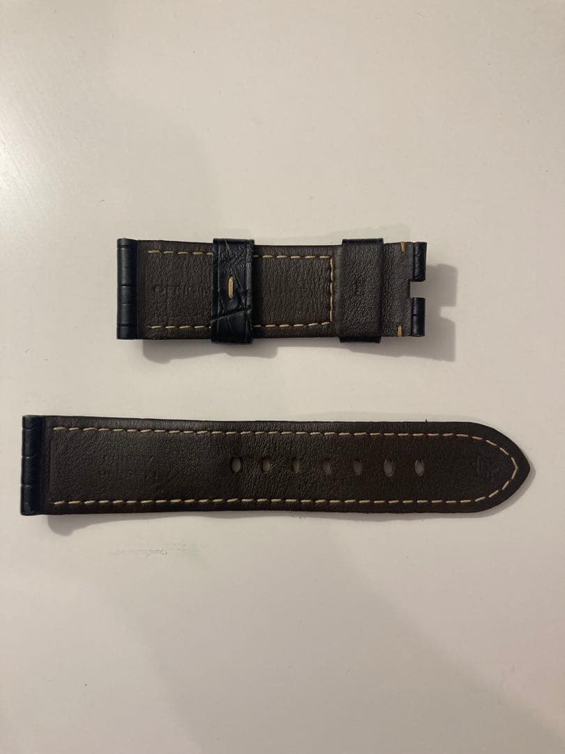パネライ アリゲーターストラップ　ダークブラウン