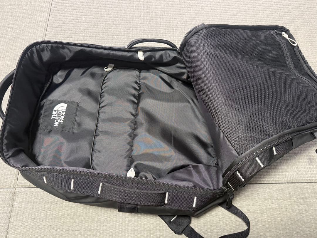 THE NORTH FACE　ベースキャンプボイジャー デイパック L