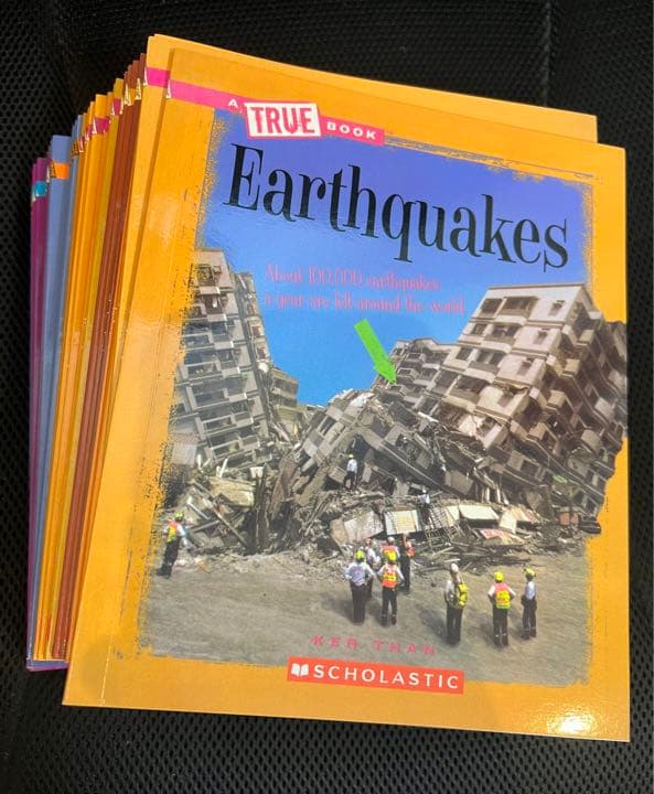 洋書　A true book シリーズ　33冊