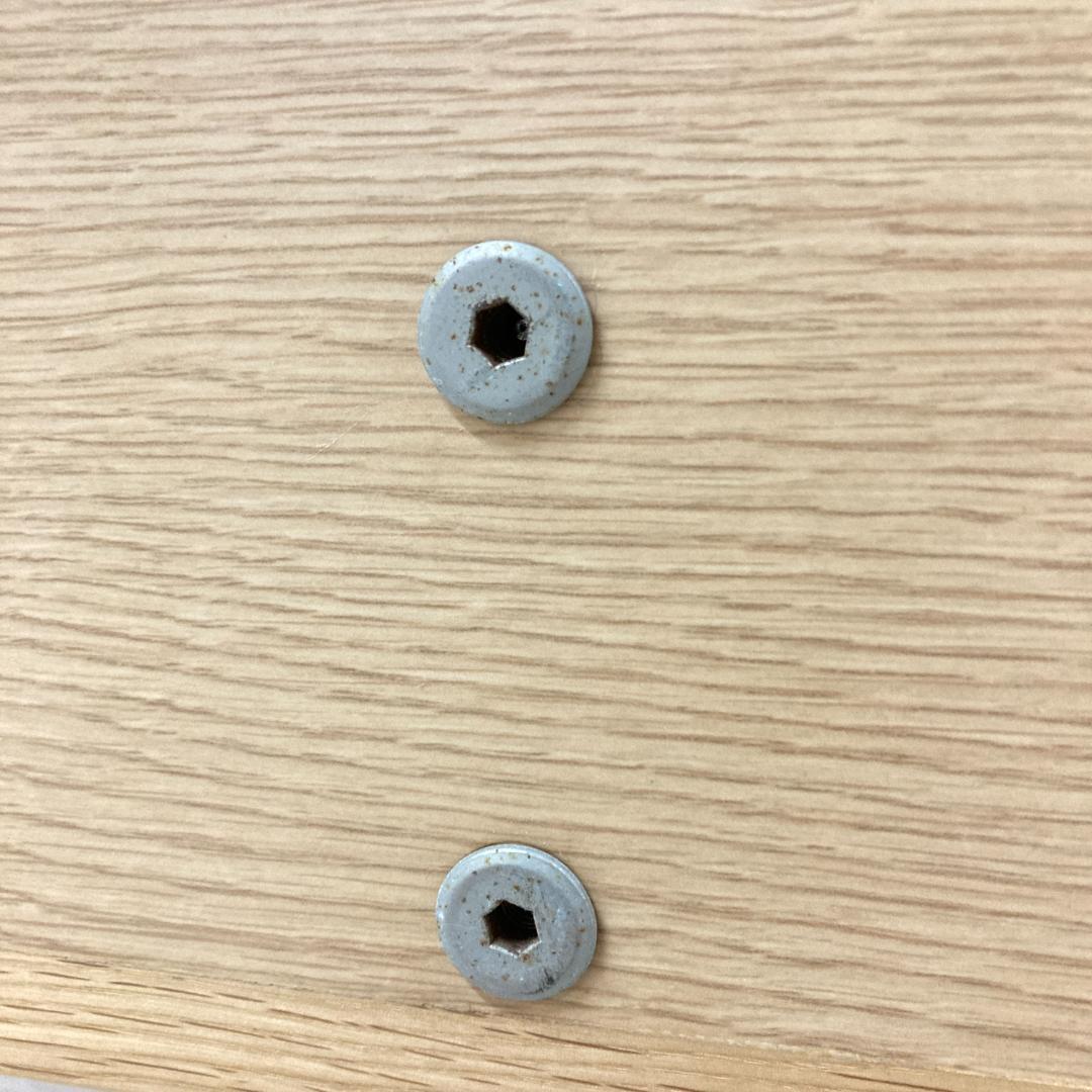 【カリモク】ベネッセ　学習机　デスク　高さ調整