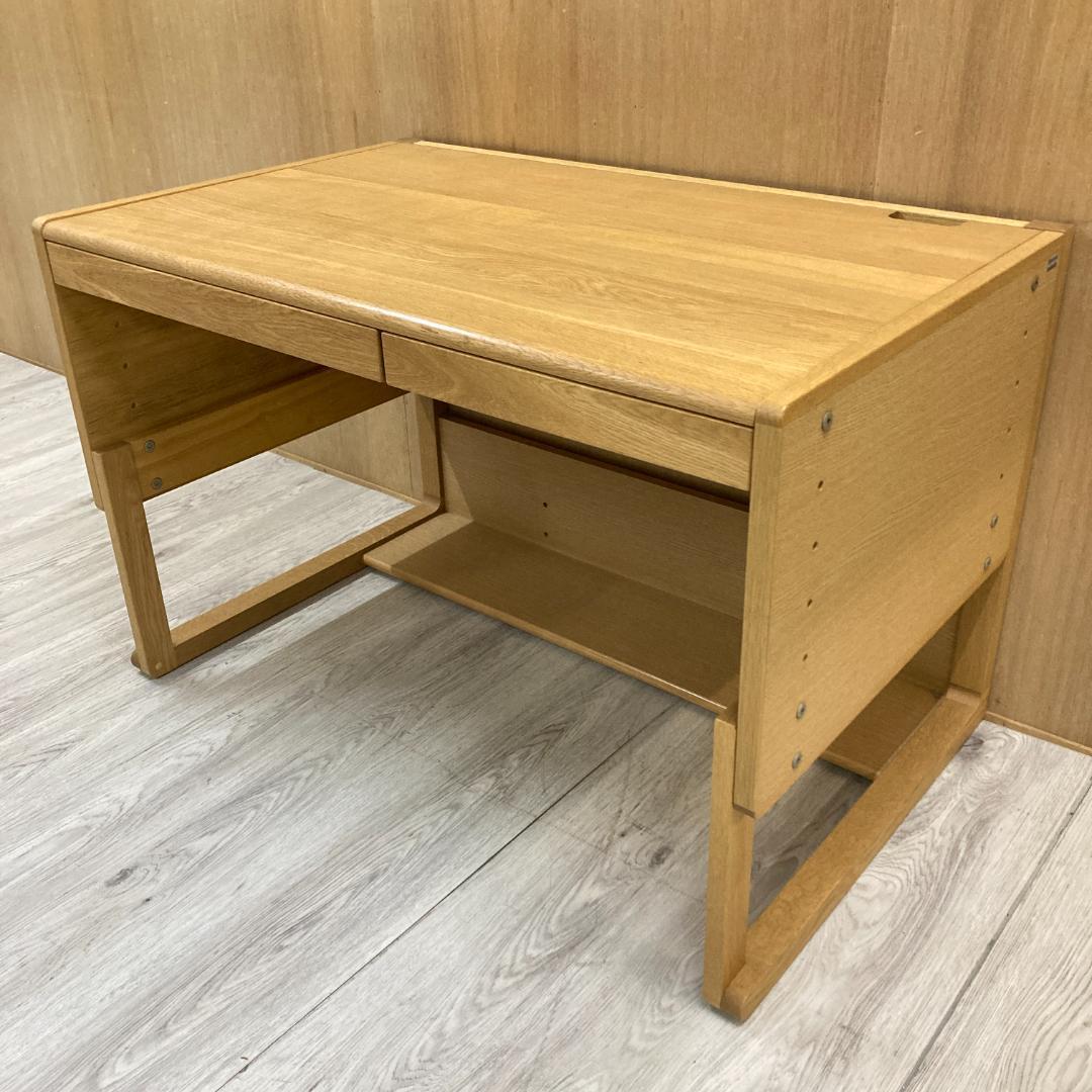 【カリモク】ベネッセ　学習机　デスク　高さ調整