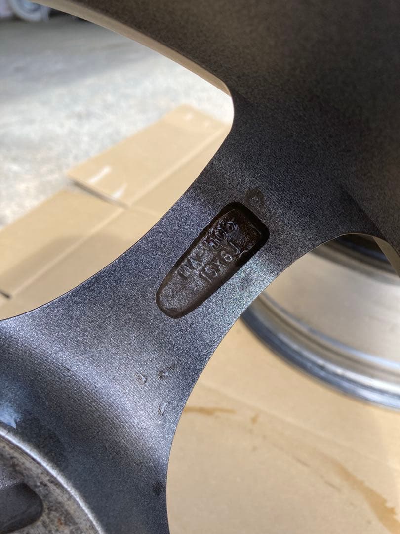 ゴジゲン　FN01R-C 15インチ pcd100 4h 6J +38