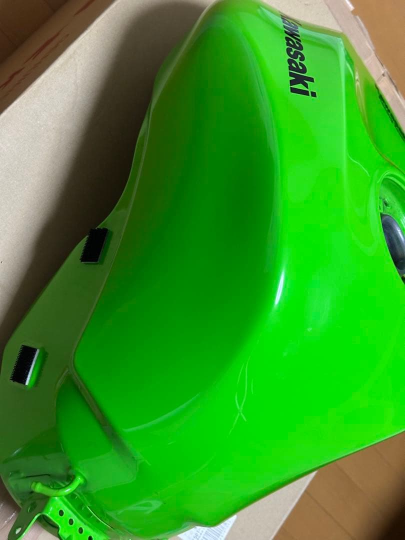 ZX6R 2019年 G型 KRT タンク