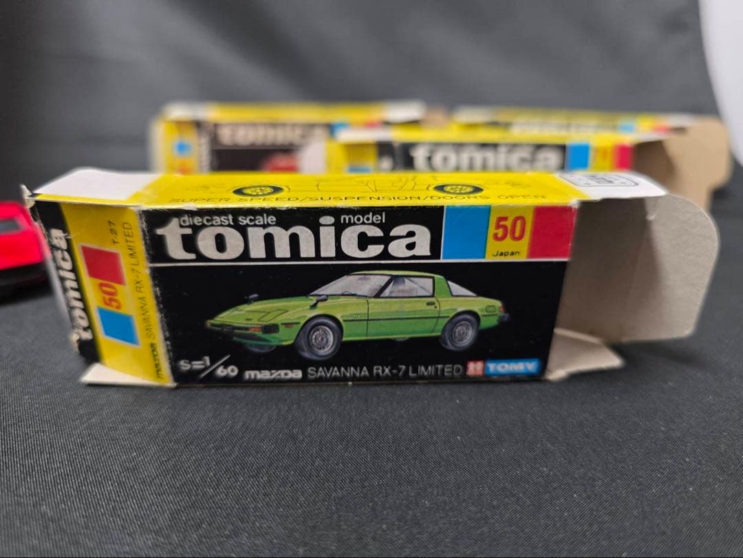 トミカ 喝徒飛競走車 貴重