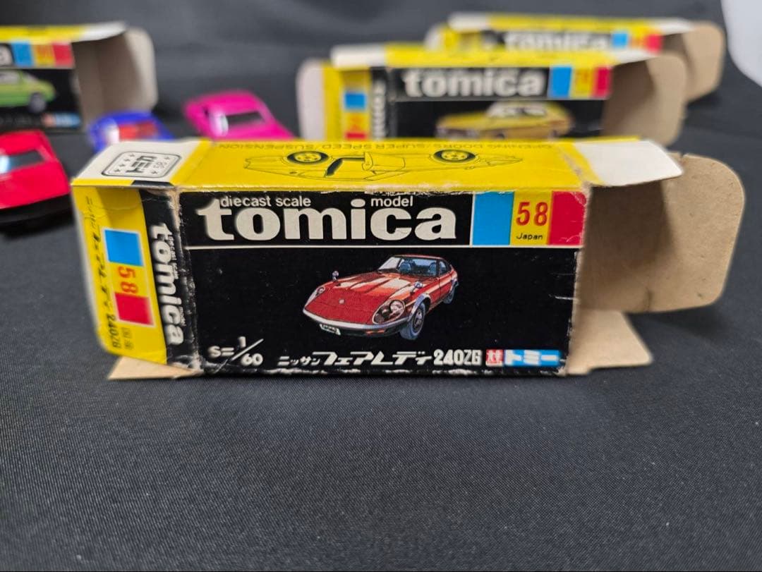 トミカ 喝徒飛競走車 貴重