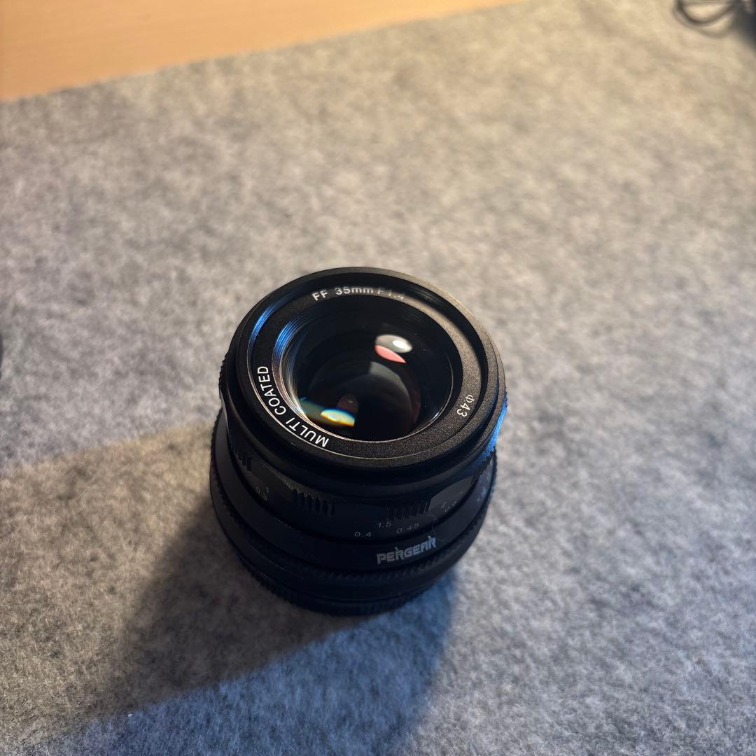 pergear 35mm f1.4 Lマウント
