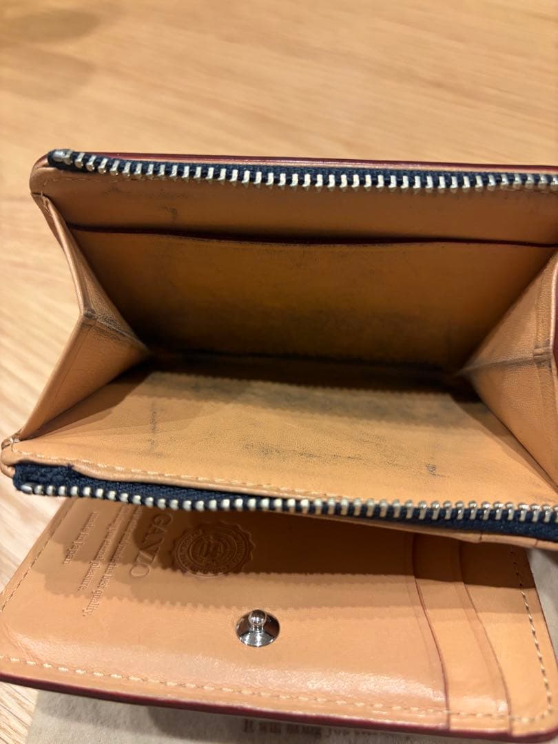 ガンゾ GANZO L字ファスナー二つ折り財布 コードバン