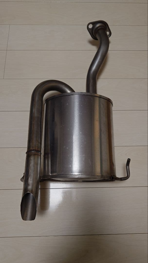 ステンレス製円筒形マフラー本体
