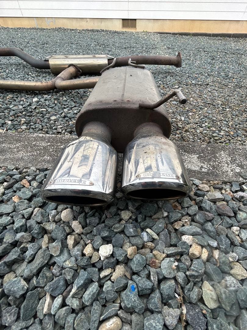 RB3 オデッセイ☆アブソルート用ノブレッセ 4本出しマフラー　中古