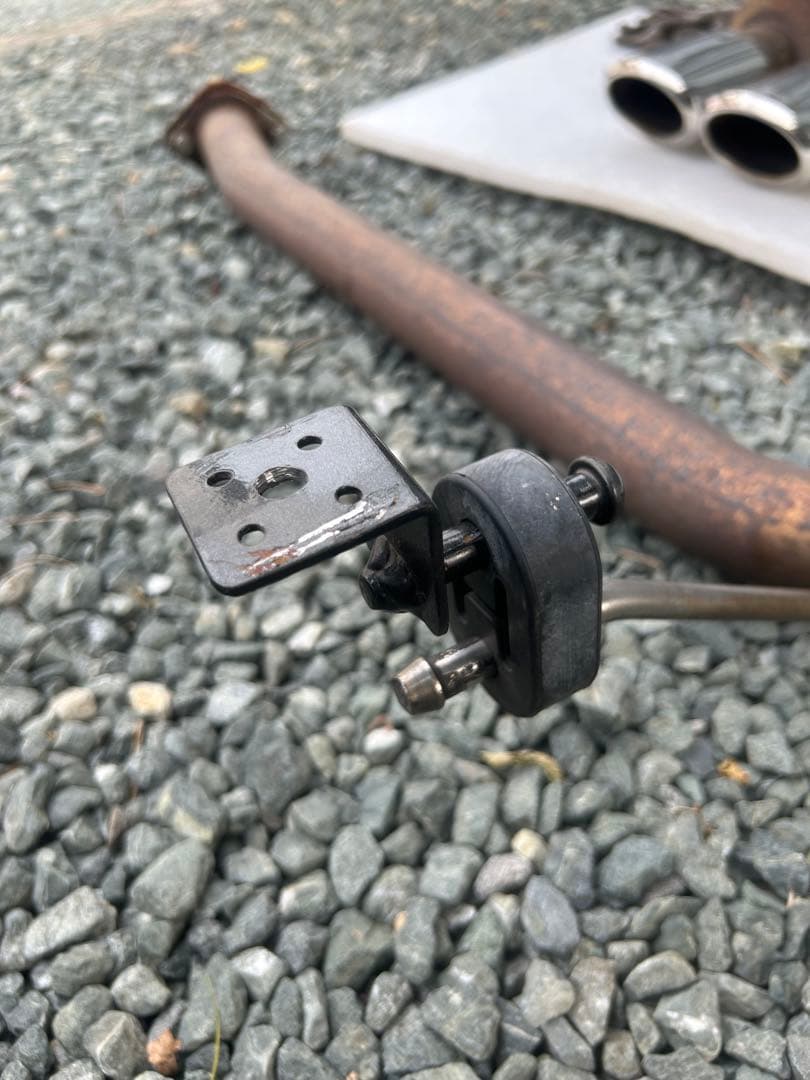 RB3 オデッセイ☆アブソルート用ノブレッセ 4本出しマフラー　中古