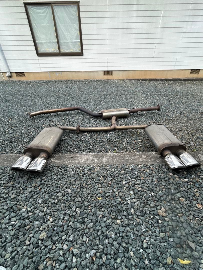 RB3 オデッセイ☆アブソルート用ノブレッセ 4本出しマフラー　中古