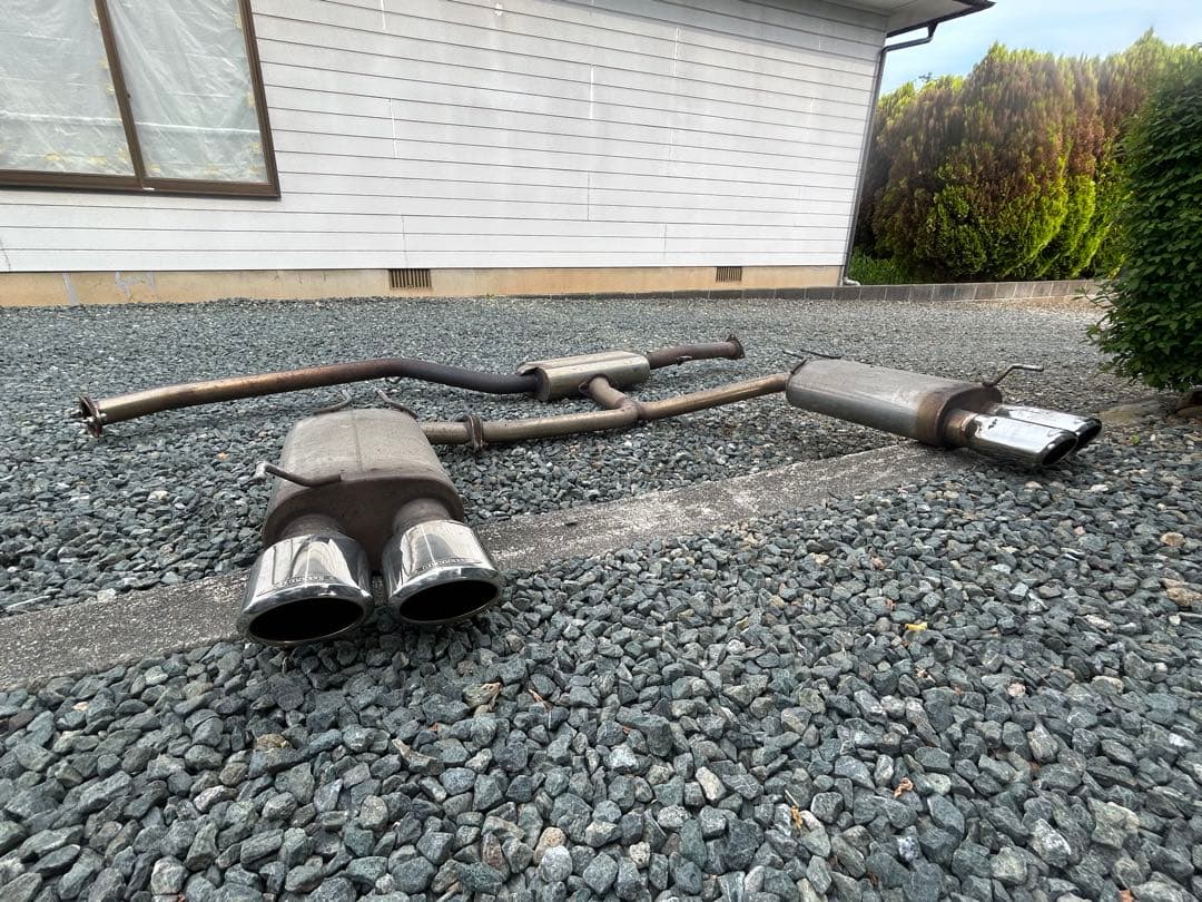 RB3 オデッセイ☆アブソルート用ノブレッセ 4本出しマフラー　中古