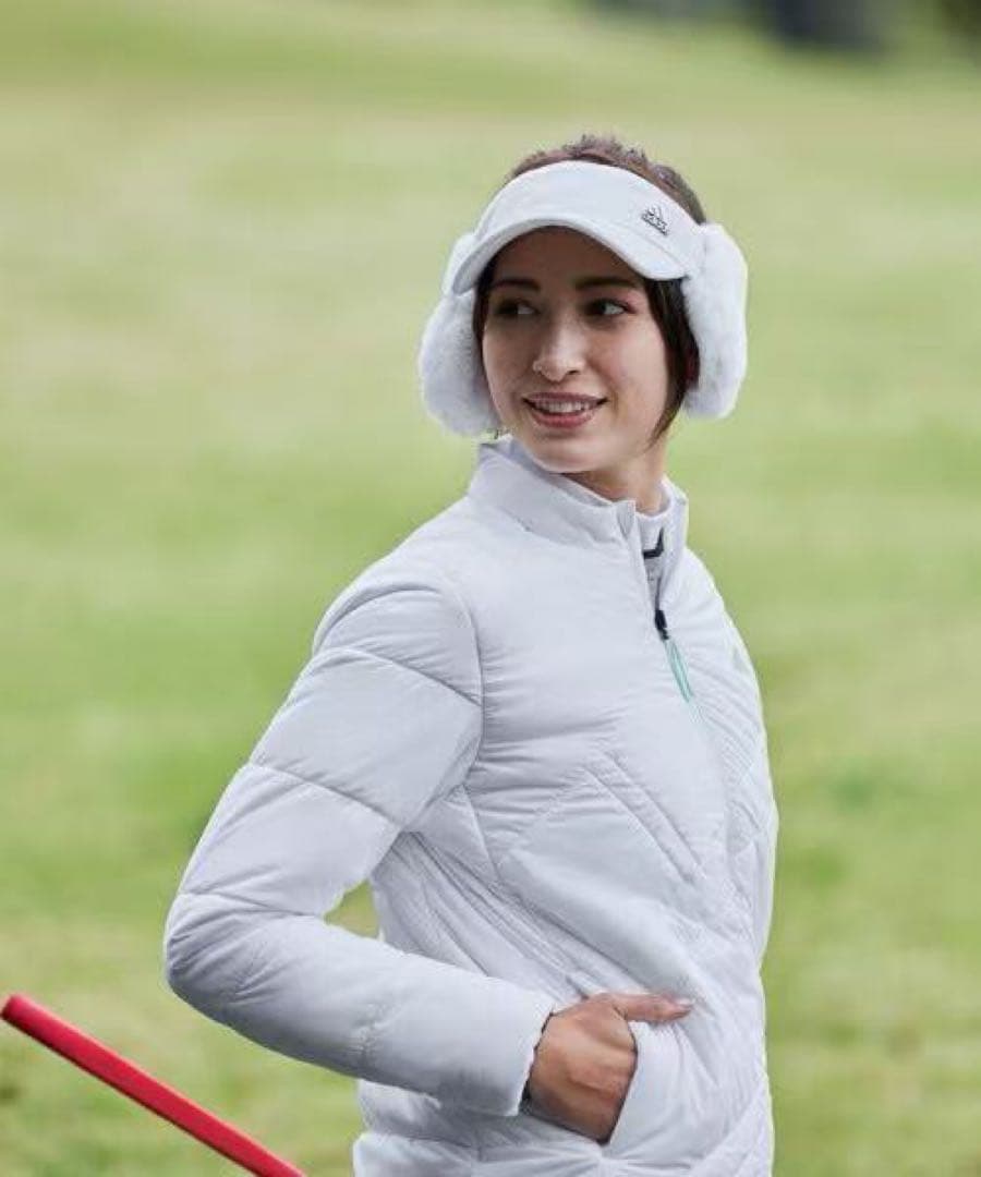 Lサイズ早い者勝ち‼️ 新品　即日発送アディダスゴルフ女性中綿セットアップ