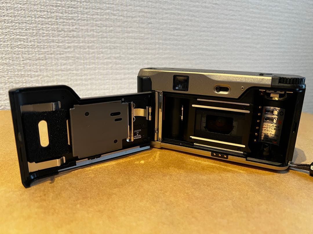 CONTAX TVS 中古 純正レンズキャップ、フード、プロテクター付き　箱なし