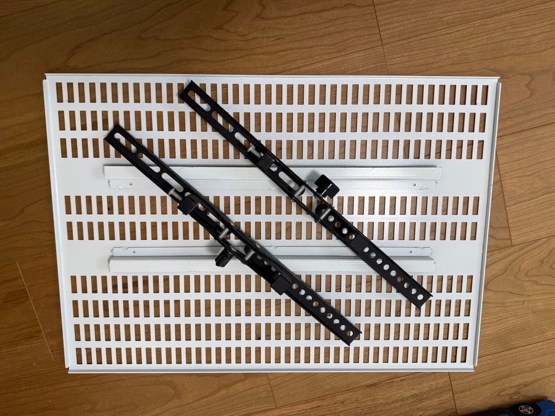 壁美人　37型-65型テレビ対応（針無）