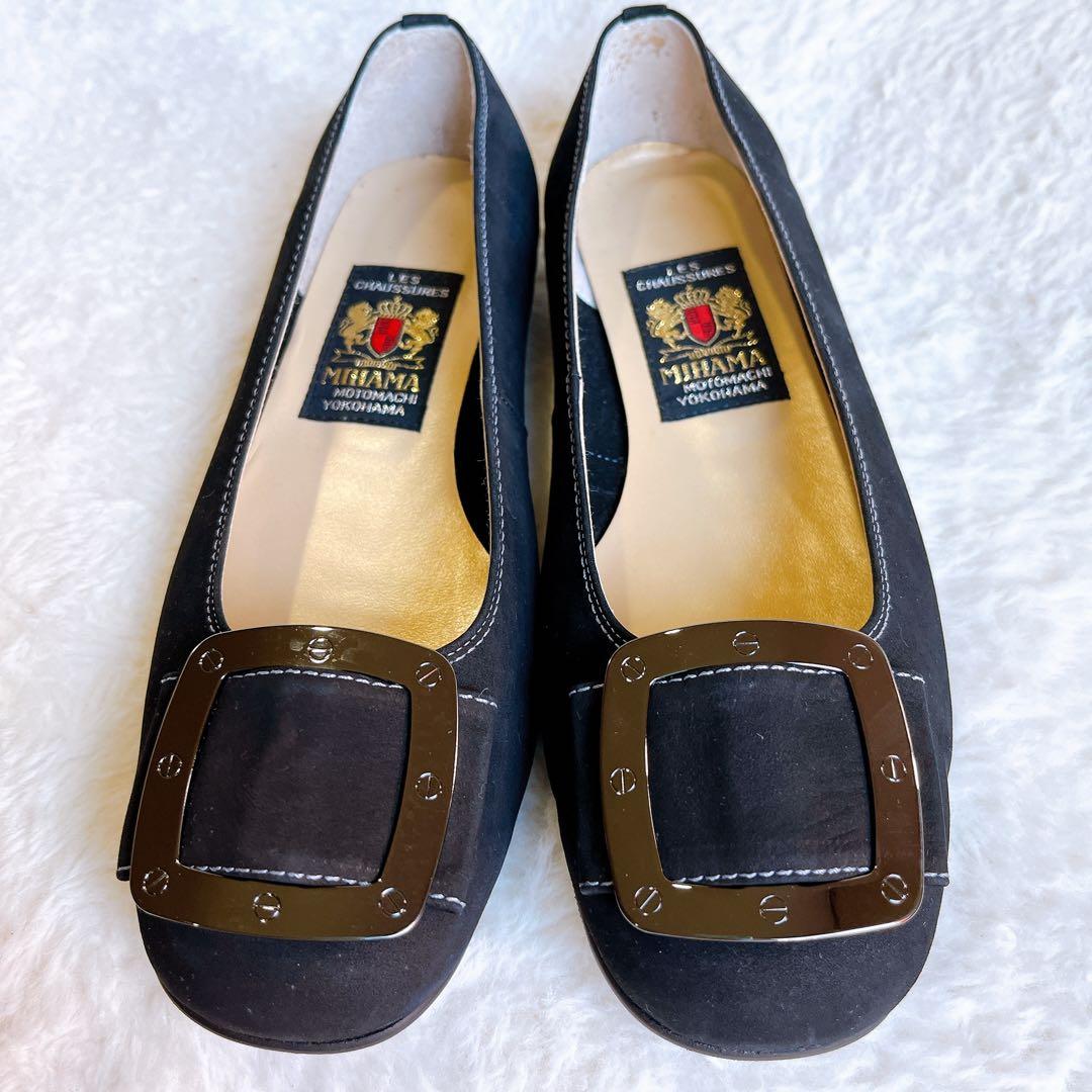 【美品】ミハマMIHAMA スエードブラック フラットシューズ　バックル