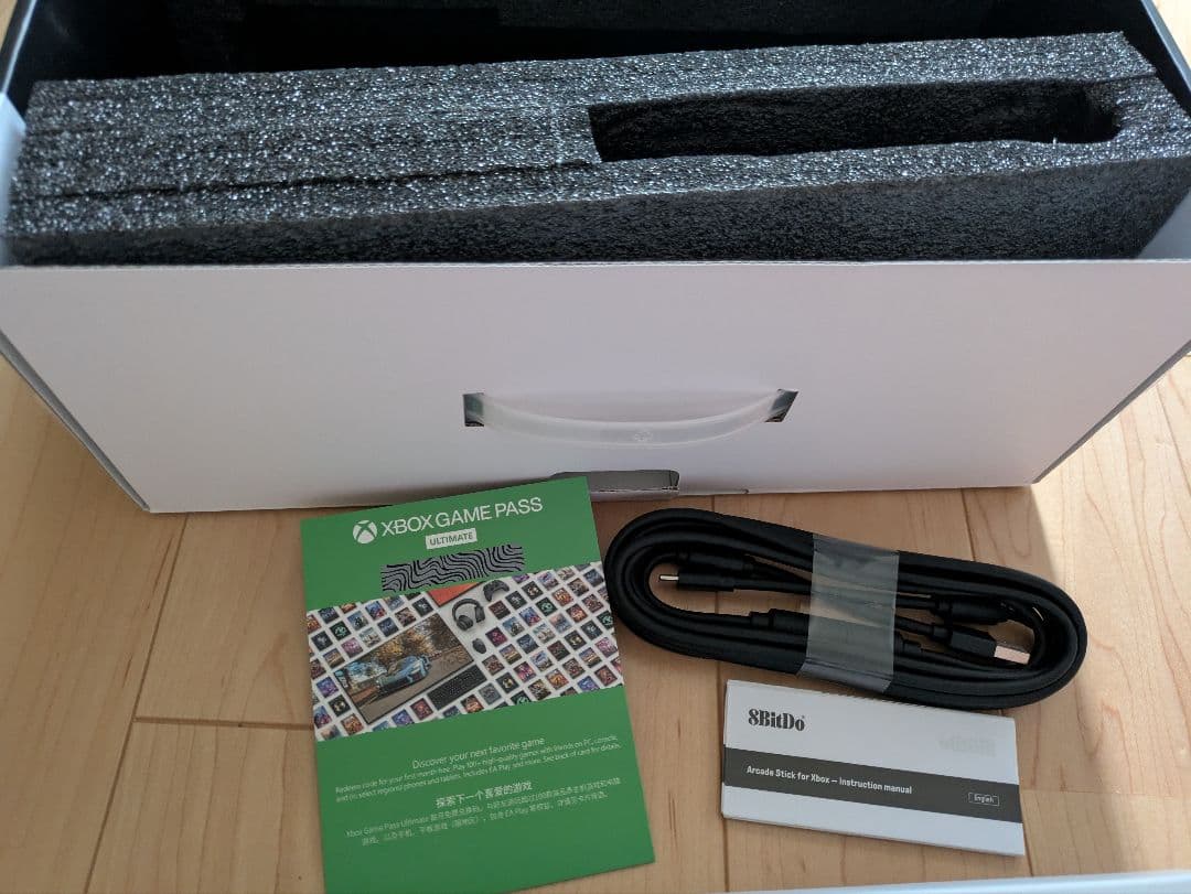 送料込 アケコン 8Bitdo Arcade Stick PC/Xbox