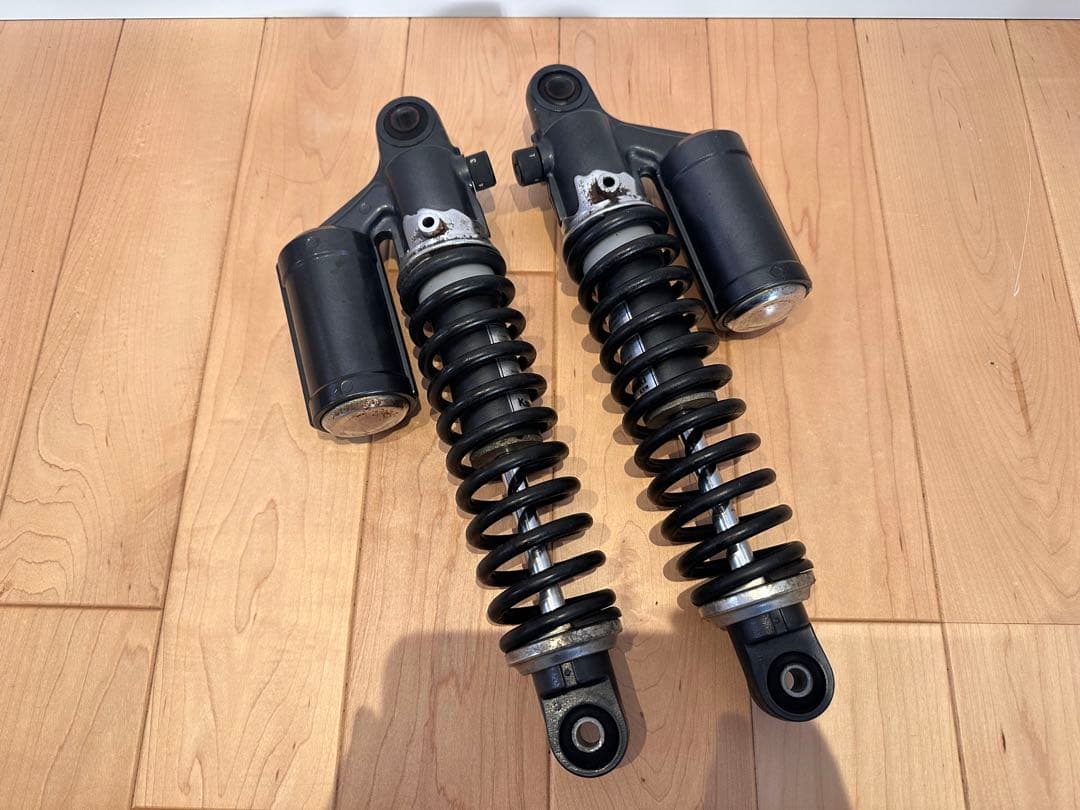 【ともぞ〜】　ゼファー1100 純正　リアサスペンション　リアショック