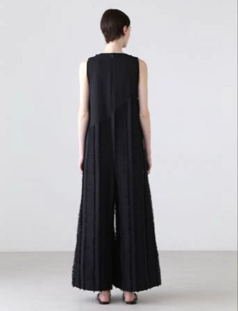 定価7万新品タグ付 アドーア フリンジストライプJQワンピース オールインワン黒