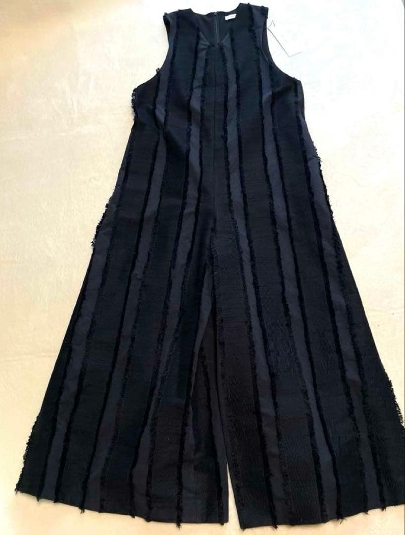 定価7万新品タグ付 アドーア フリンジストライプJQワンピース オールインワン黒