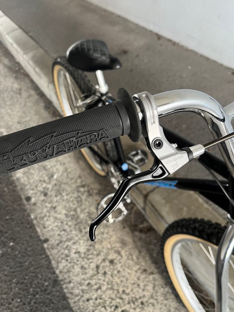 自転車本体 how i roll KICK IT