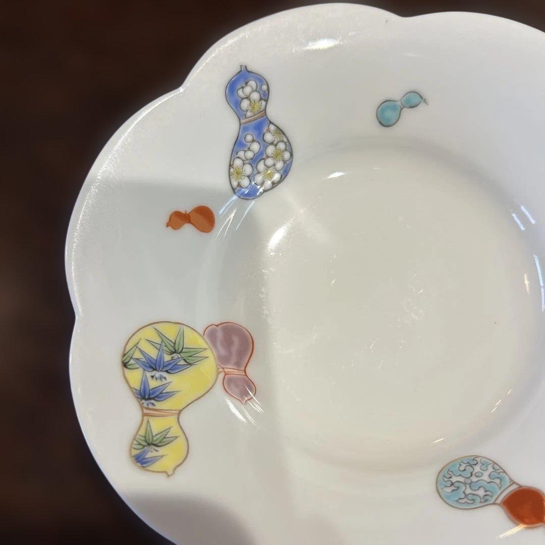 みずいろ　深川製磁　アントルテ　紅白梅皿　花ひょうたん菊割小皿二枚四点