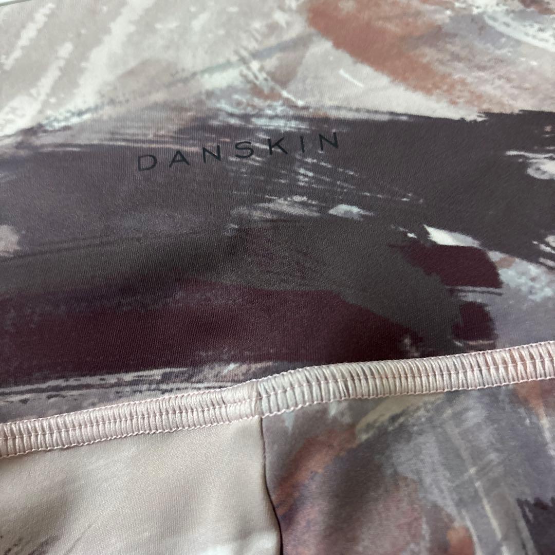 ダンスキン　DANSKINヨガ　ピラティス　上下セット　L
