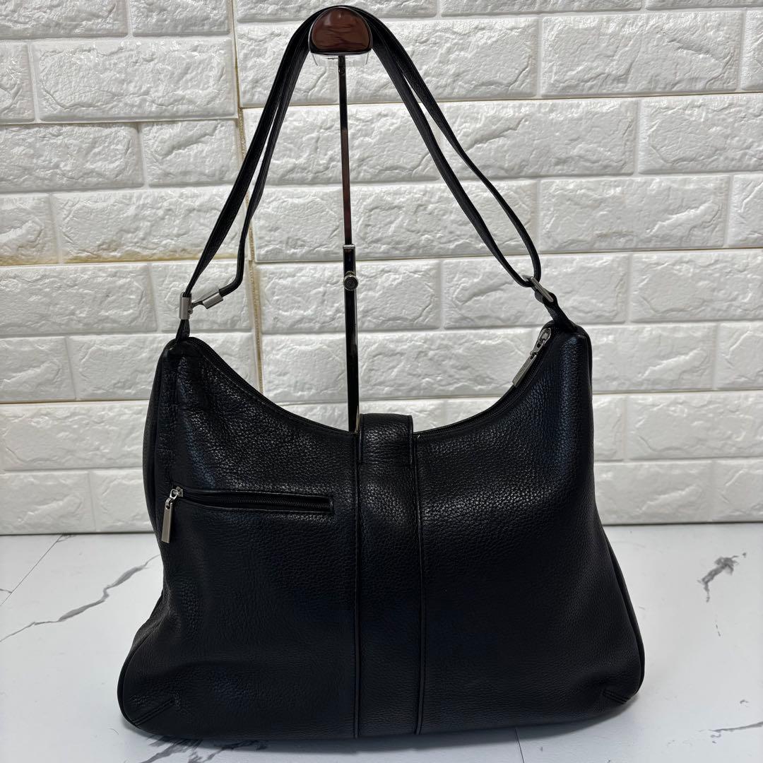 BREE✨レザー　ワンハンドル　ショルダーバッグ　ホーボー　シボ革　ターンロック