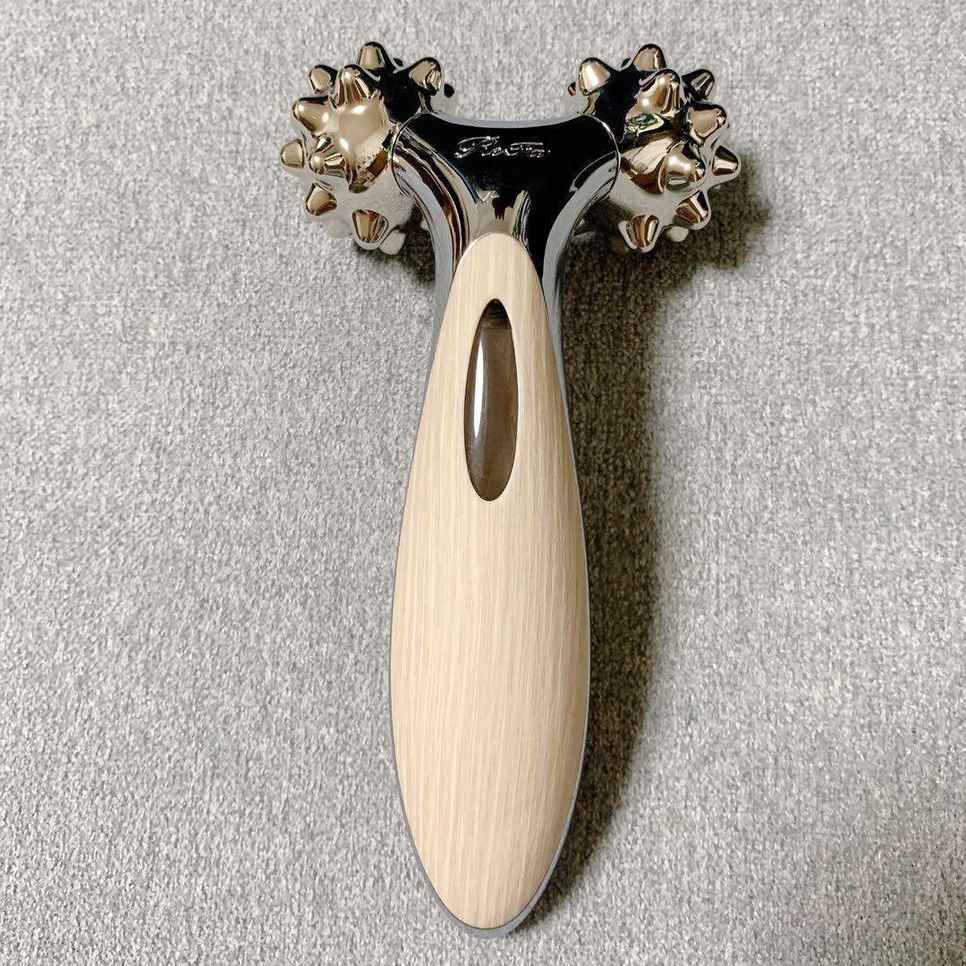 refa リファ リファリズム　ベージュウッド 美顔器