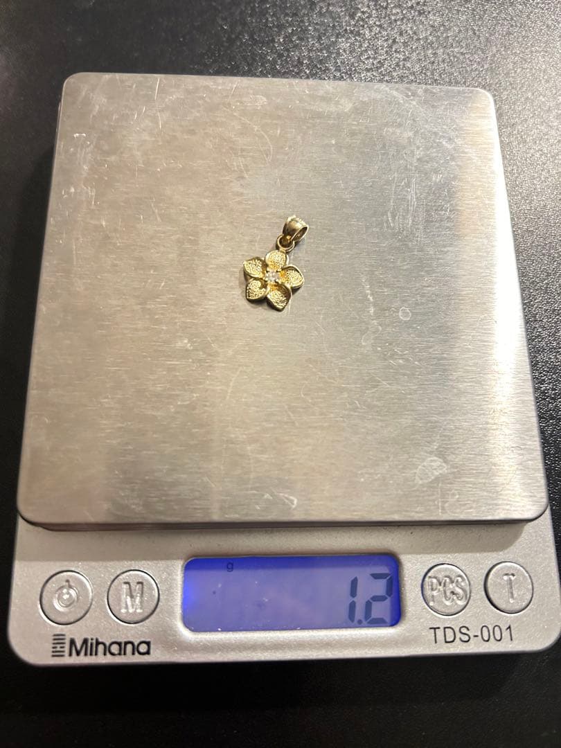 14k トップ　チャーム　1.2g