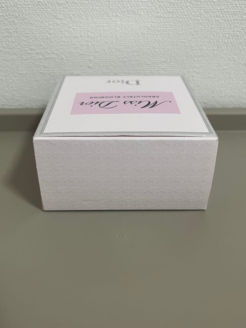 Dior ミスディオールアブソリュートリーブルーミングオードゥパルファン50ml