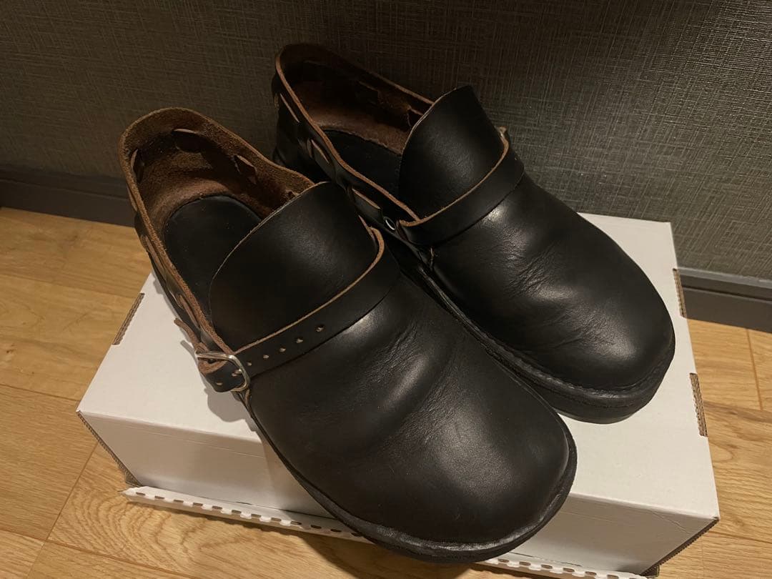 Fernand leather MIDDLE ENGLISH ブラック