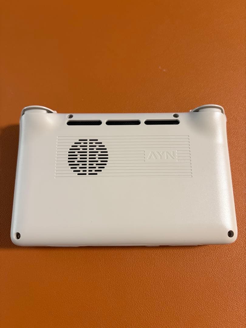 Ayn Thor Pro 12＋256GB レインボー