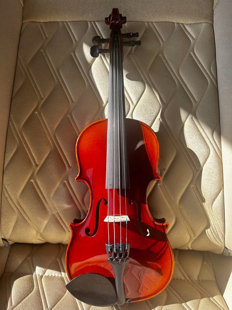 S uzuki アウトフィット　バイオリン小人用1/10size