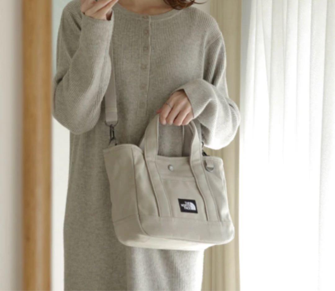 THE NORTH FACE ベージュ ショルダーバッグ トート