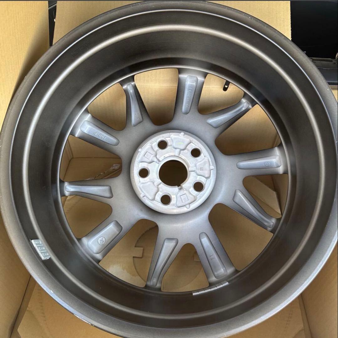 ★あっくん　新車外し 60系 新型 プリウス PHEV 純正 19 2本