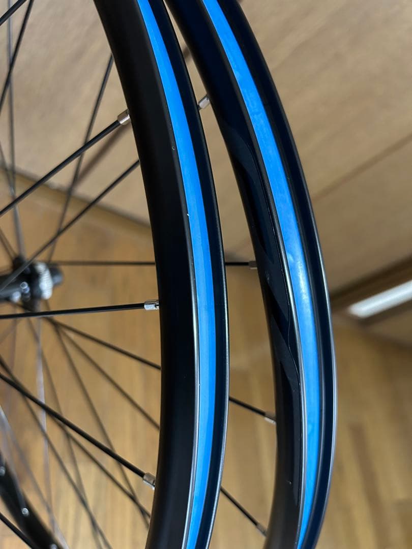 シマノ　ホイール（SHIMANO）　　　ロードバイク　ディスク用　700C