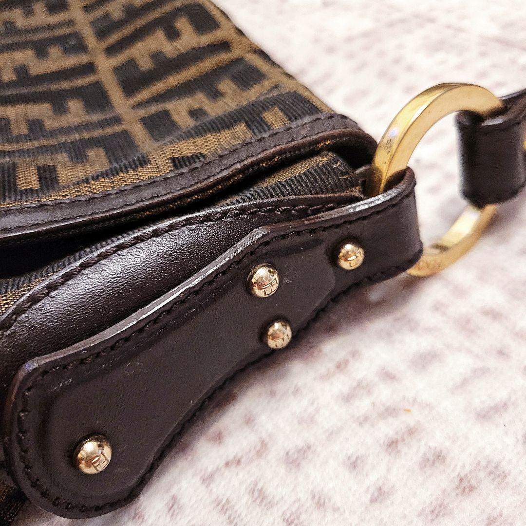 お値下げ！！FENDI フェンディ 金チャーム ズッカ柄